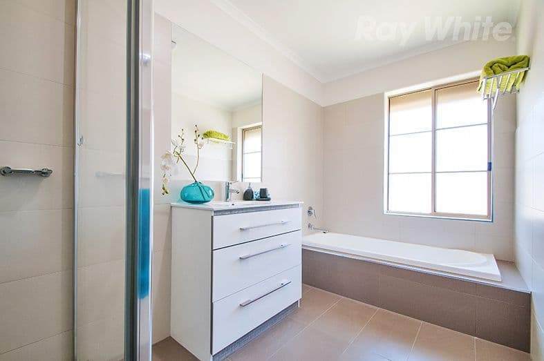 21 Leigh Road, Croydon VIC 3136, Croydon - Thumbnail 8