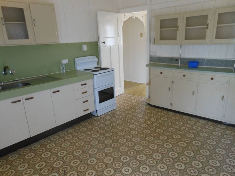 18 Tirroan Road, GIN GIN QLD 4671, Gin Gin - Thumbnail 2