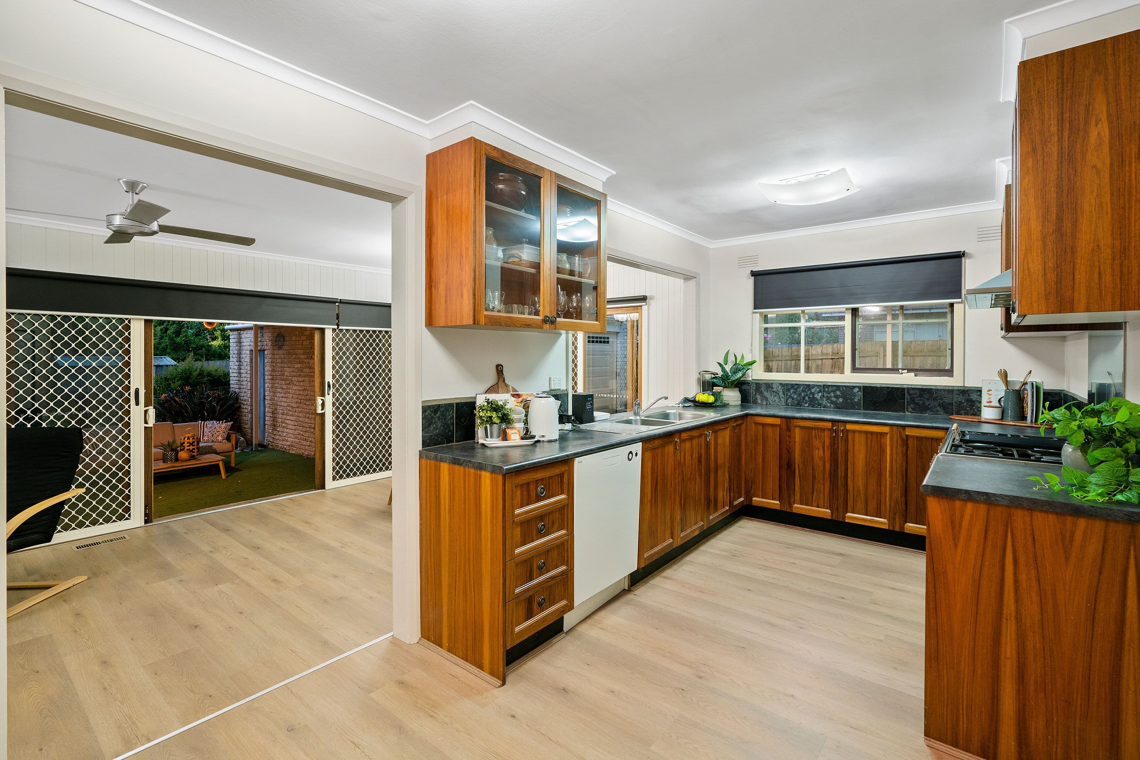 33 Geoffrey Drive, Kilsyth VIC 3137, Kilsyth - Thumbnail 4