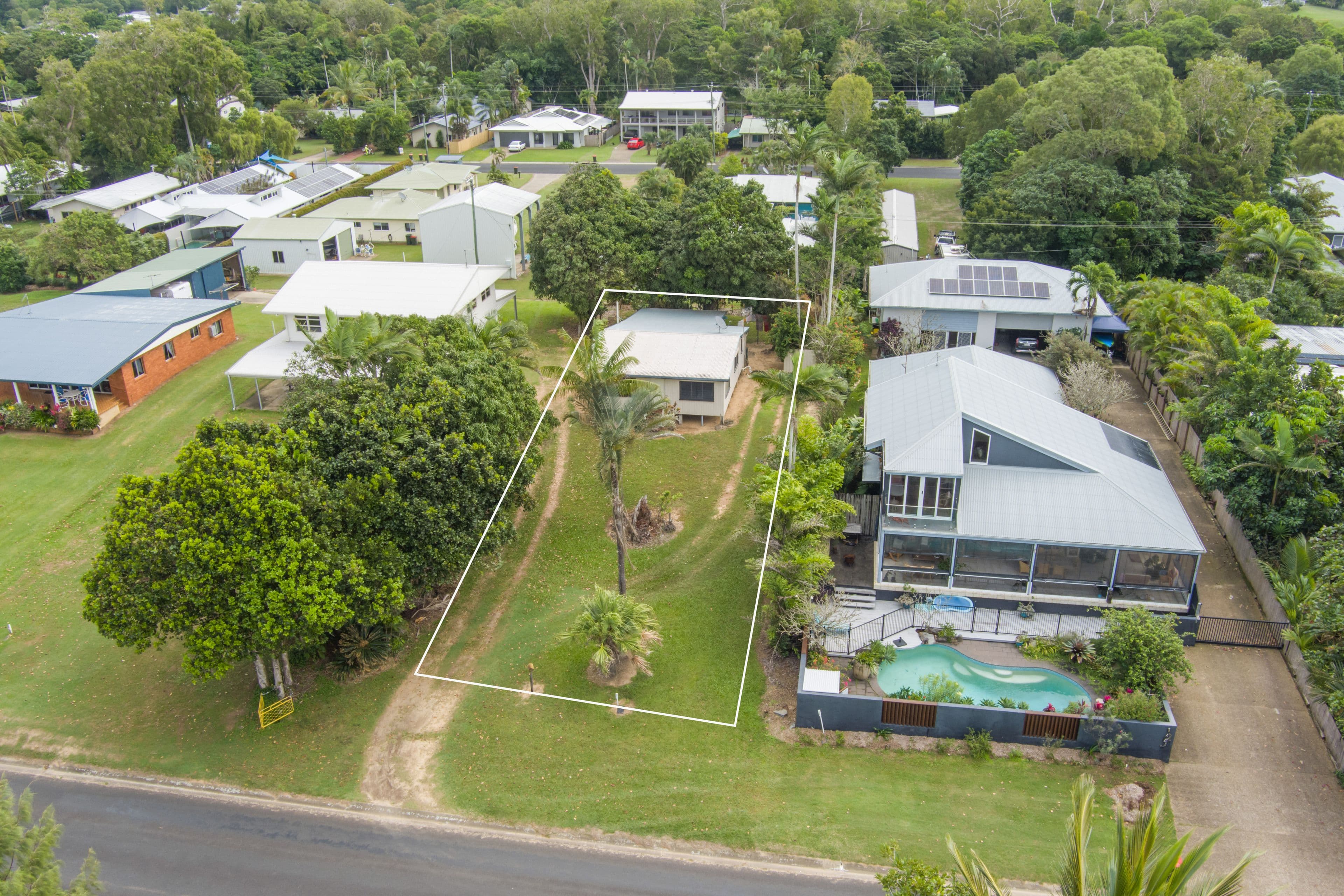 72 Kennedy Esplanade, SOUTH MISSION QLD 4852, South Mission Beach - Thumbnail 4