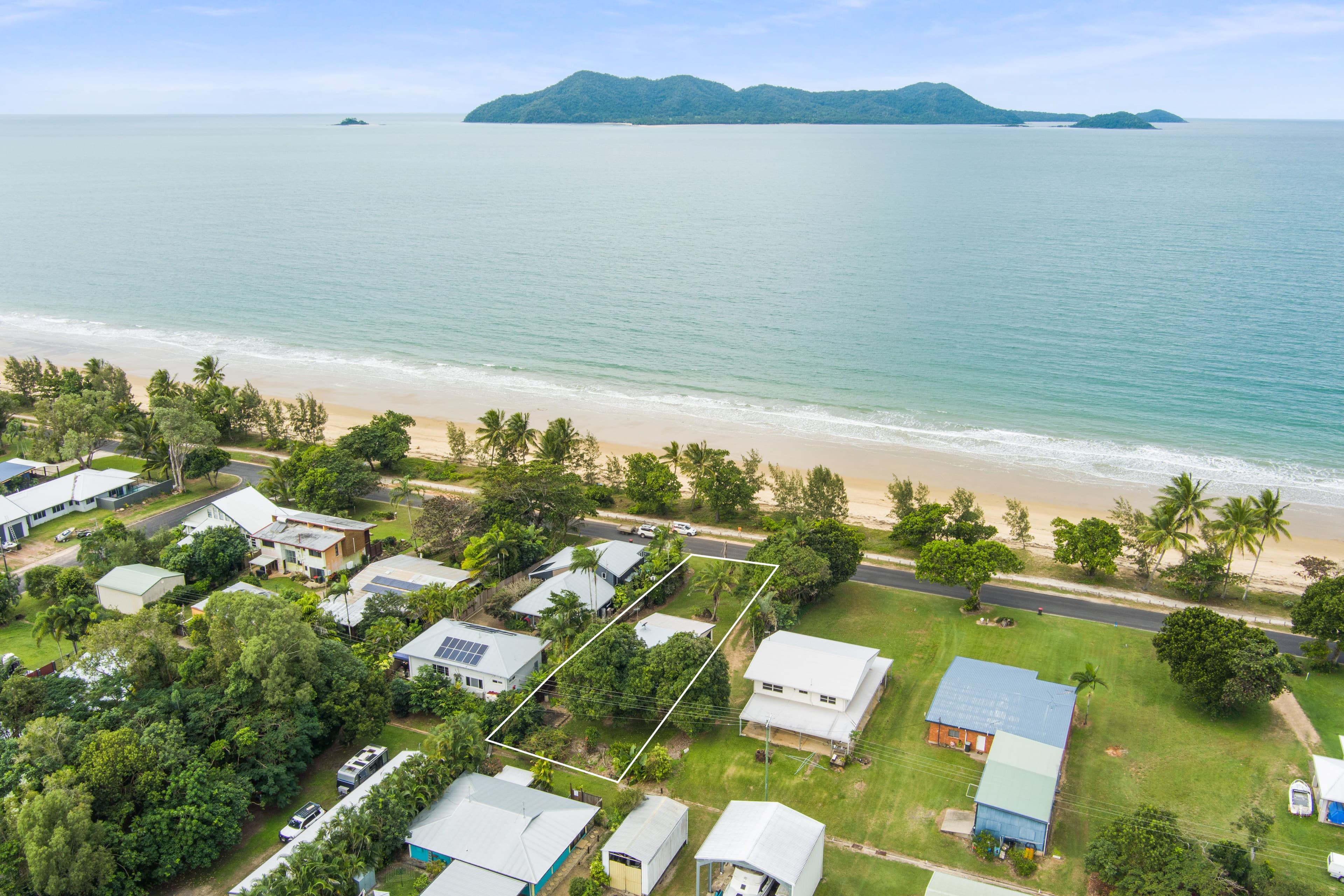 72 Kennedy Esplanade, SOUTH MISSION QLD 4852, South Mission Beach - Thumbnail 6