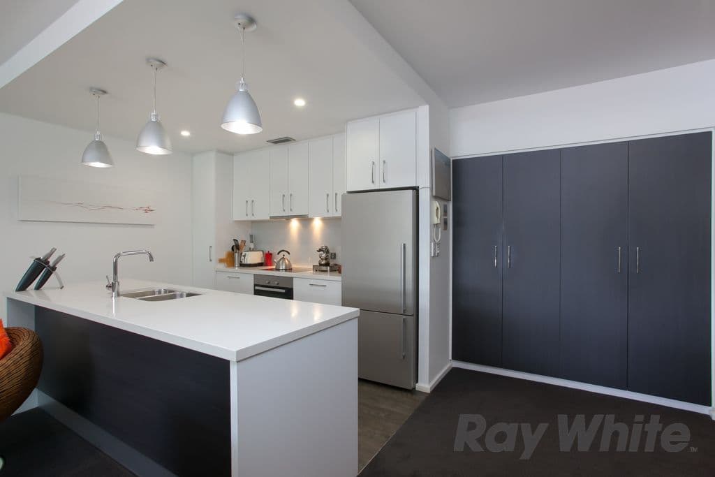 24 Bolton Street, NEWCASTLE NSW 2300, Newcastle - Thumbnail 2