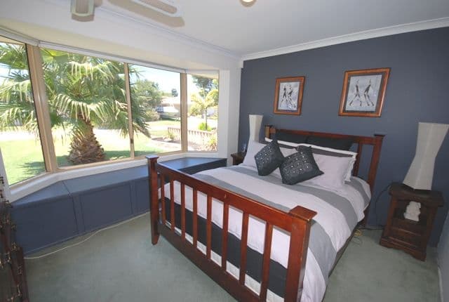 2 Dalaroo Court, COOLOONGUP WA 6168, Cooloongup - Thumbnail 4