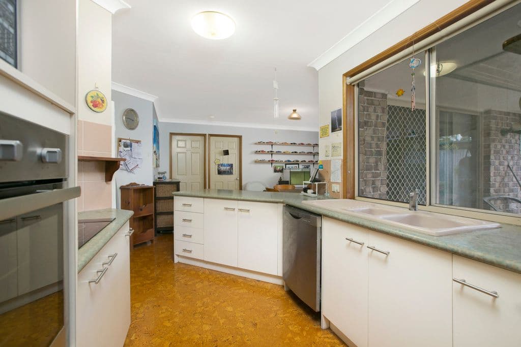 8 Ashwood Circuit, BIRKDALE QLD 4159, Birkdale - Thumbnail 4