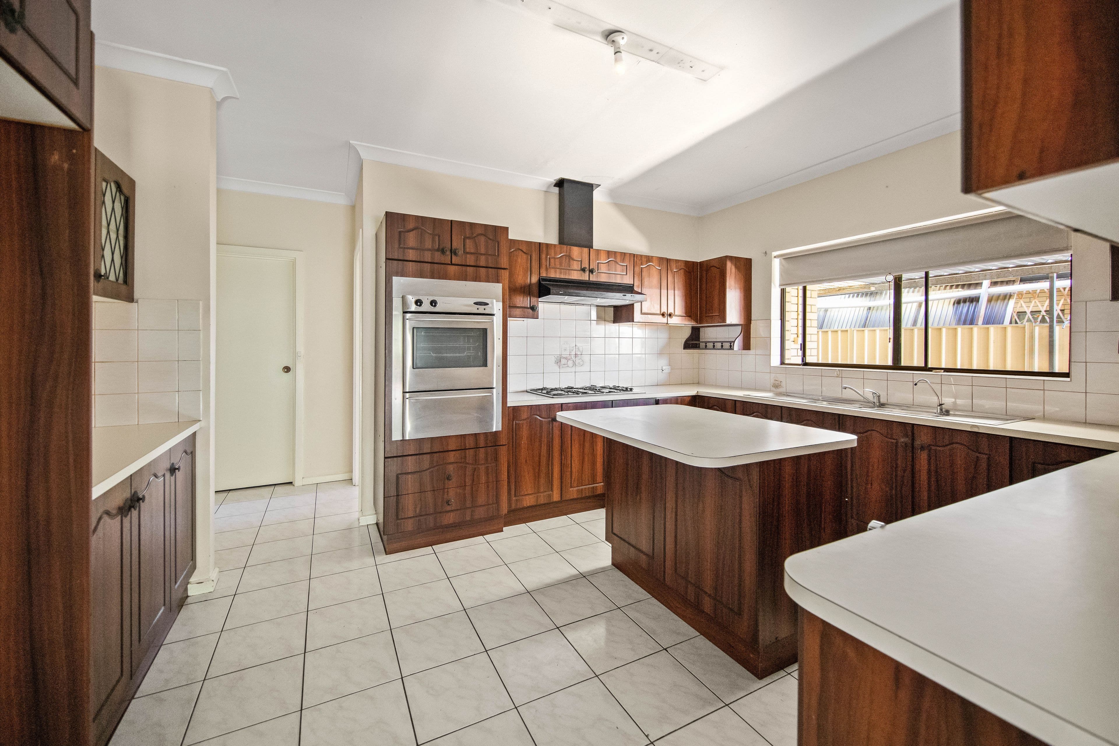 28 Ford Street, Ottoway SA 5013, Ottoway - Thumbnail 3