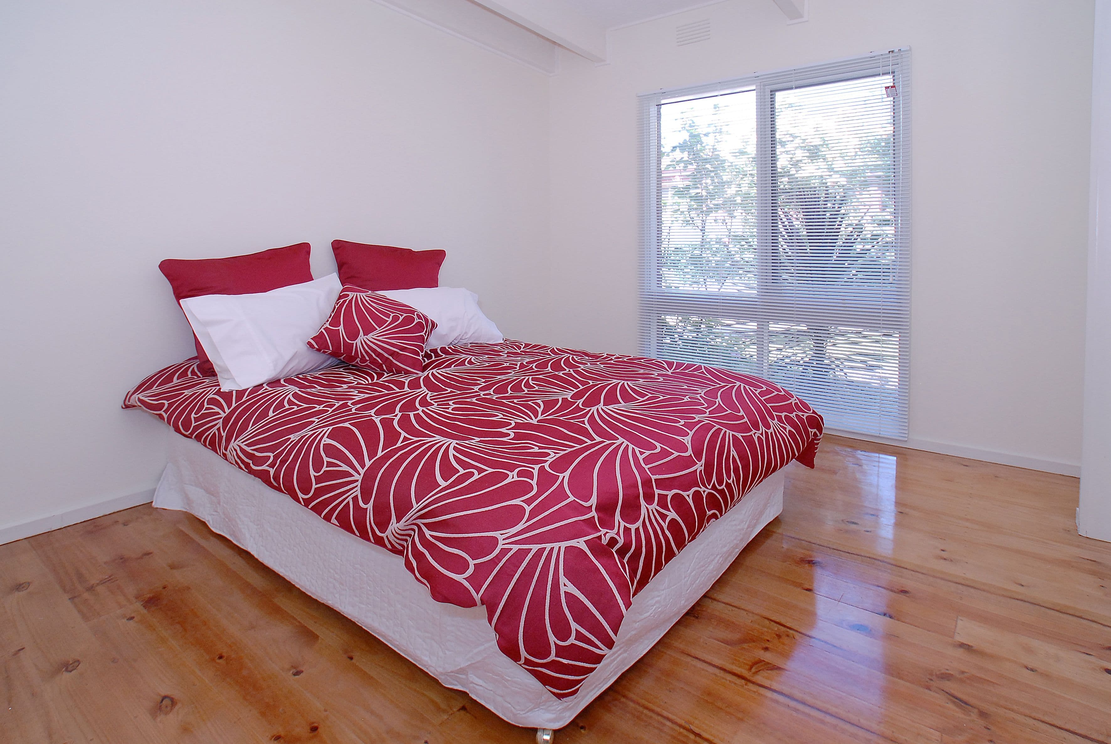 5 Rotherwood Avenue, Mitcham VIC 3132, Mitcham - Thumbnail 6