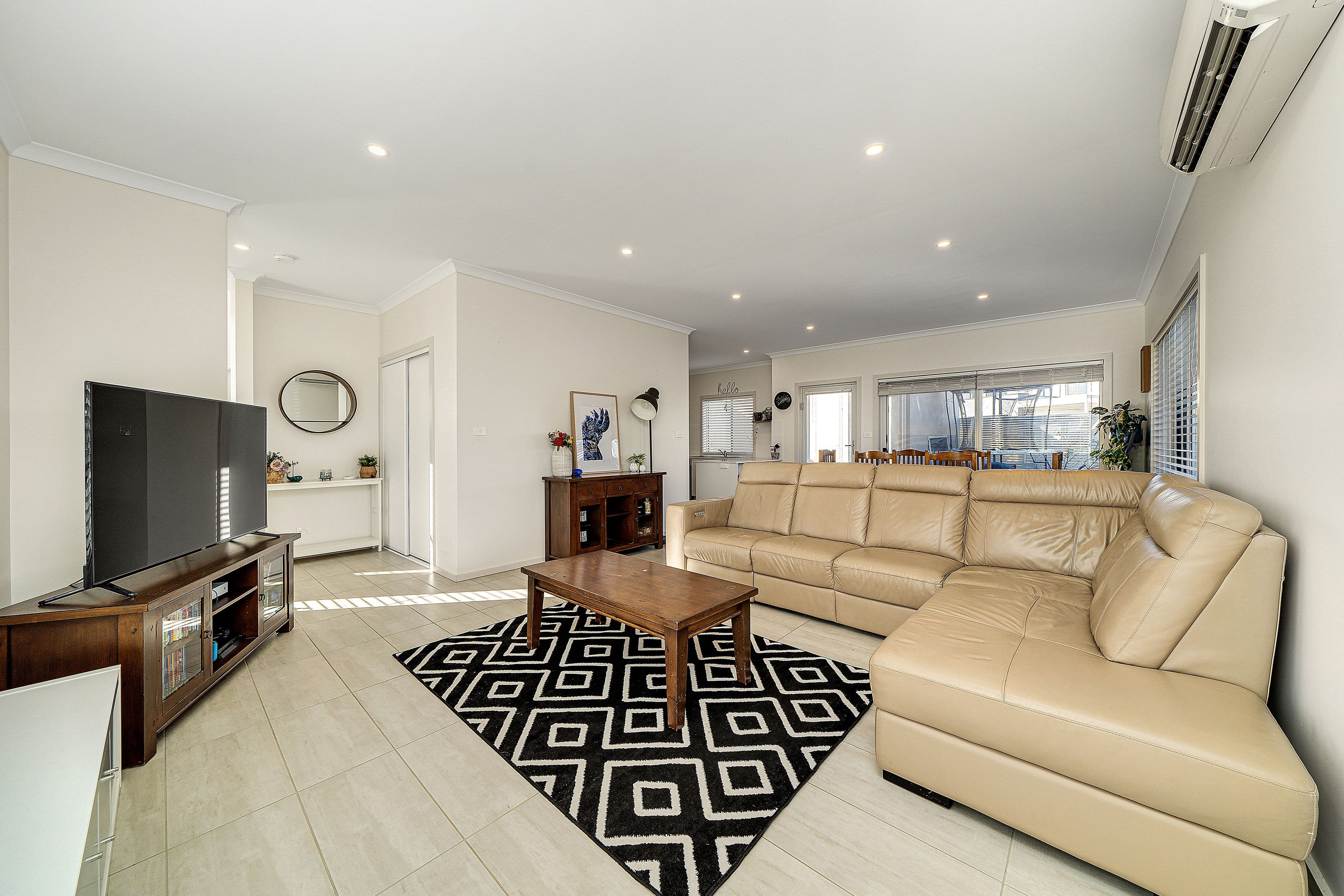 4 Plummer Street, Googong NSW 2620, Googong - Thumbnail 4