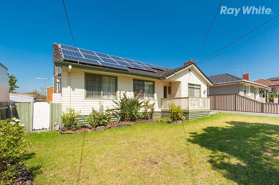 33 McMahon Road, Reservoir VIC 3073, Reservoir - Thumbnail 4
