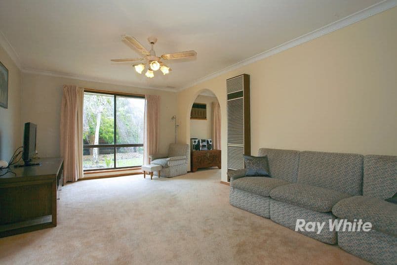 74 Clairmont Avenue, CRANBOURNE VIC 3977, Cranbourne - Thumbnail 2