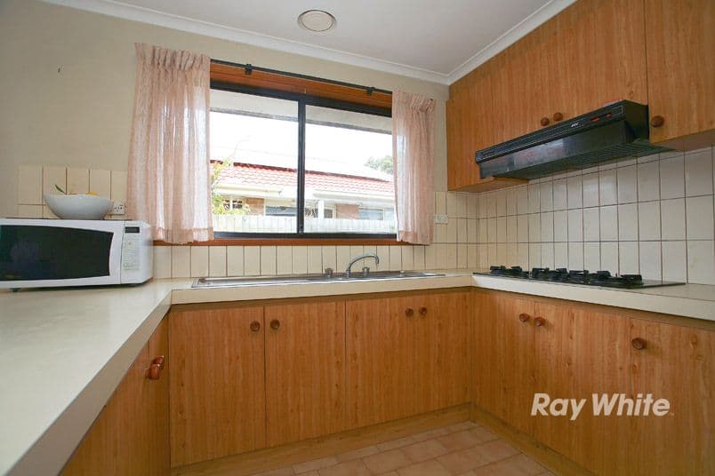 74 Clairmont Avenue, CRANBOURNE VIC 3977, Cranbourne - Thumbnail 7