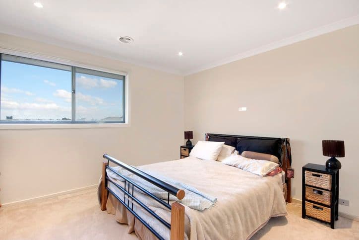 4 Bacchus Drive, EPPING VIC 3076, Epping - Thumbnail 4