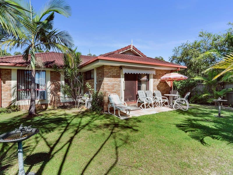 93 Saffron Street, Elanora QLD 4221, Elanora - Thumbnail 2
