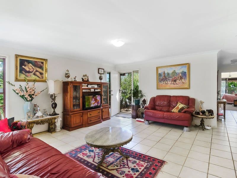 93 Saffron Street, Elanora QLD 4221, Elanora - Thumbnail 6