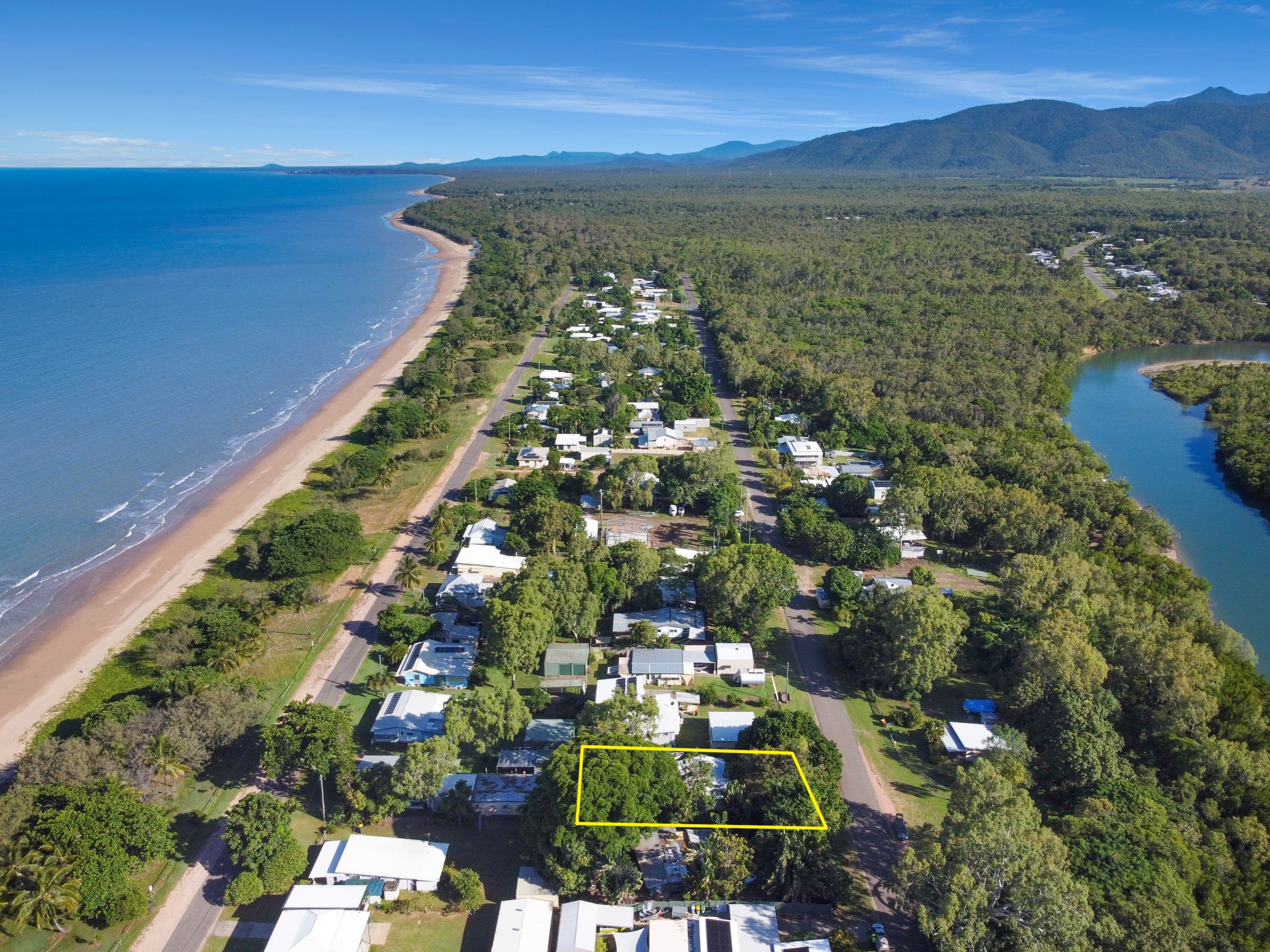82 Marlin Street, Balgal Beach QLD 4816, Balgal Beach - Thumbnail 2