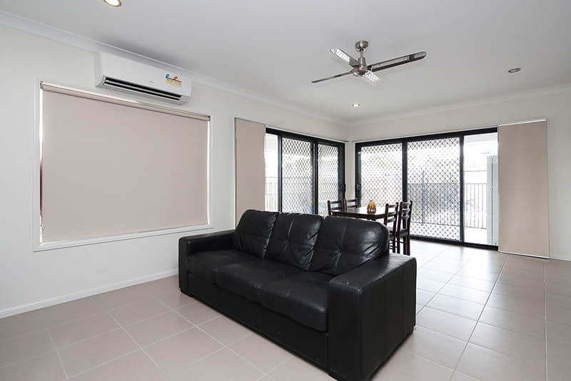 10 CONIMBLA Crescent, Waterford QLD 4133, Waterford - Thumbnail 3