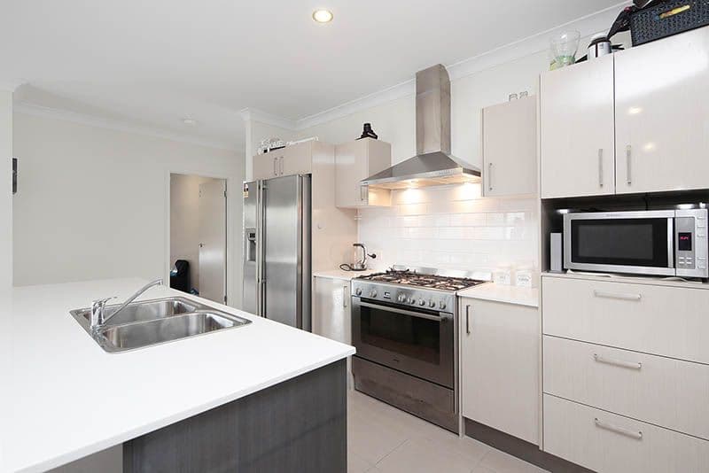 10 CONIMBLA Crescent, Waterford QLD 4133, Waterford - Thumbnail 4