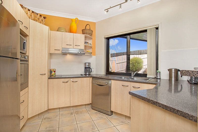 17 Spencer Street, ASPLEY QLD 4034, Aspley - Thumbnail 2