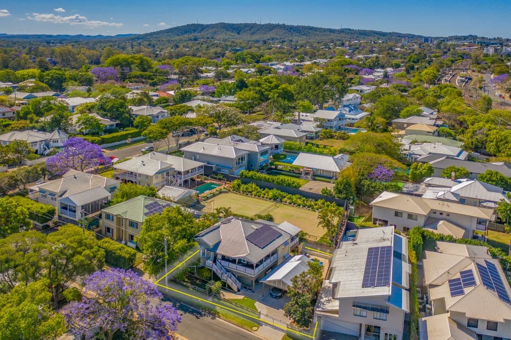 13 Jarrott Street, Chelmer QLD 4068, Chelmer - Thumbnail 2
