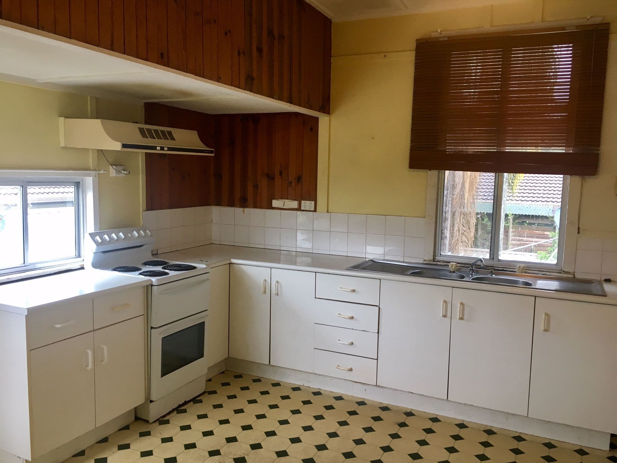 37 Station Street, Currumbin Waters QLD 4223, Currumbin Waters - Thumbnail 4