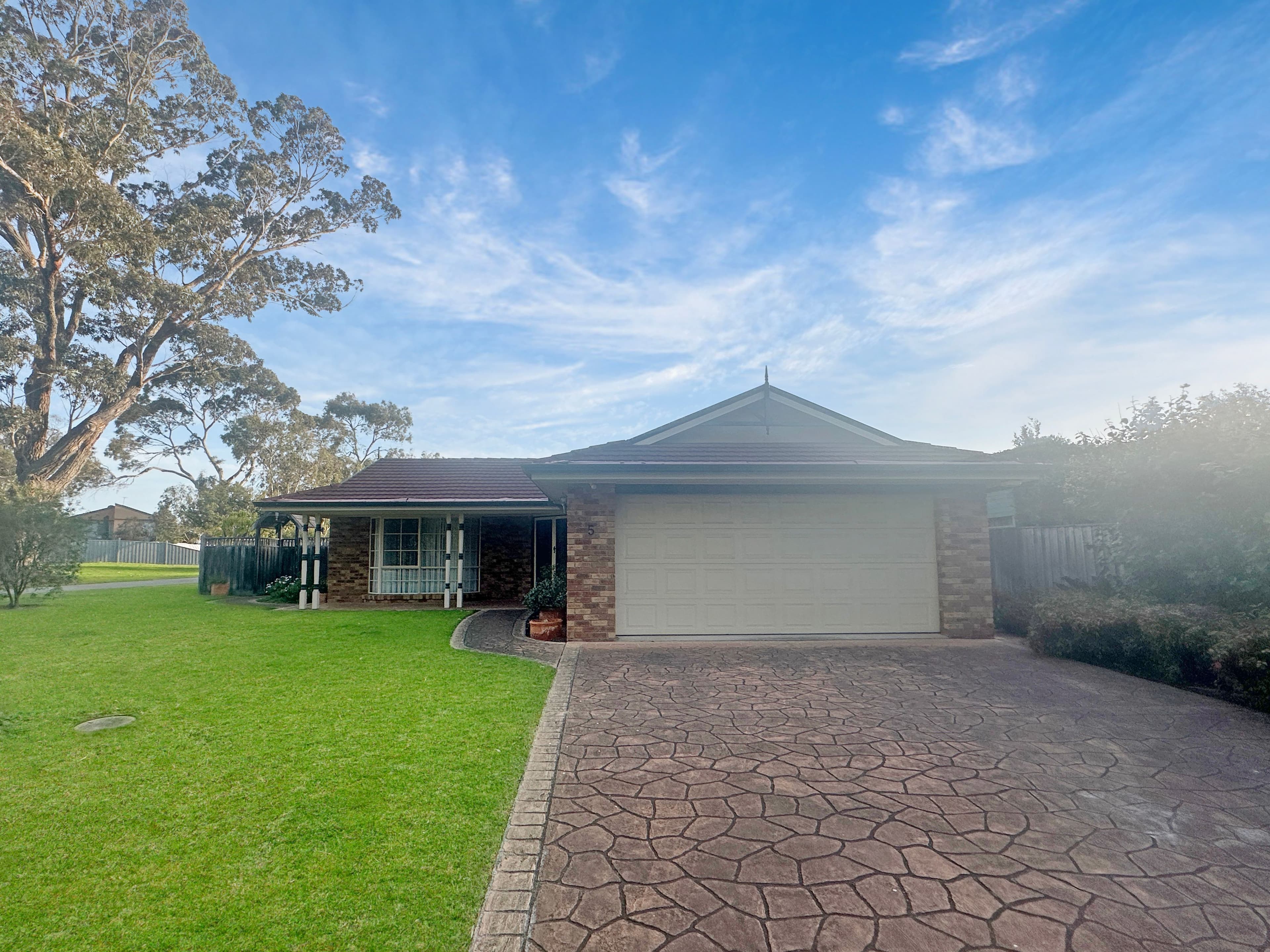 5 Hereward Close, Cowes VIC 3922, Cowes - Thumbnail 2