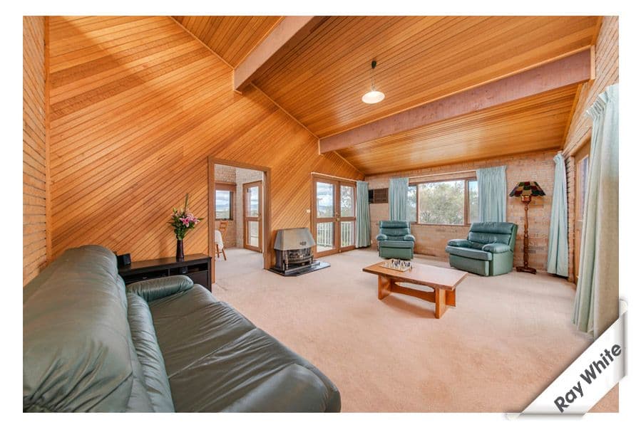 46 Carter Crescent, Calwell ACT 2905, Calwell - Thumbnail 2