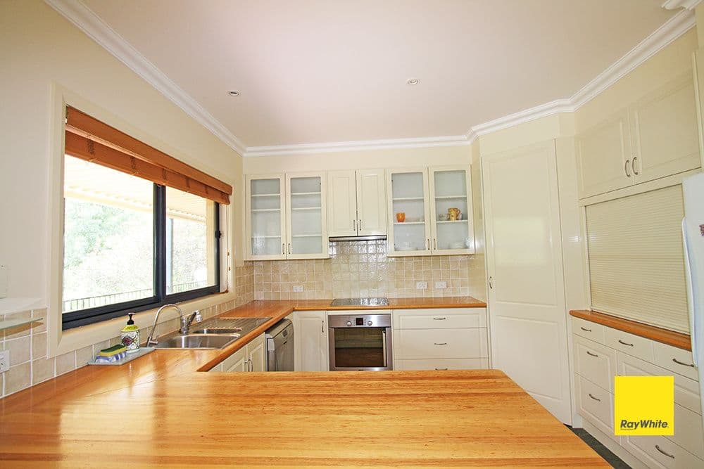 2 Butmaroo Street, Bungendore NSW 2621, Bungendore - Thumbnail 3