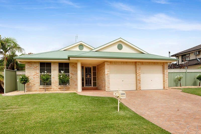 7 Redbank Place, Albion Park - Image 1