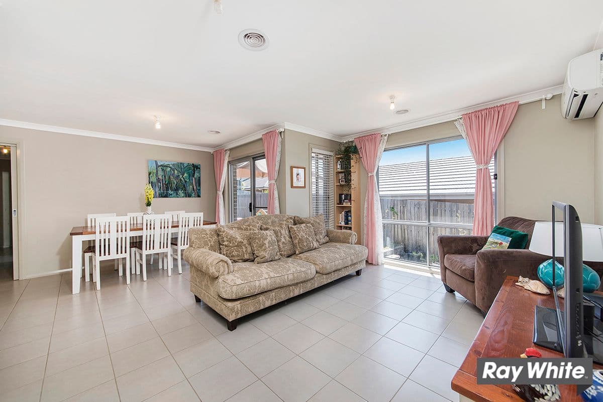 9 Quealy Street, CASEY ACT 2913, Casey - Thumbnail 2