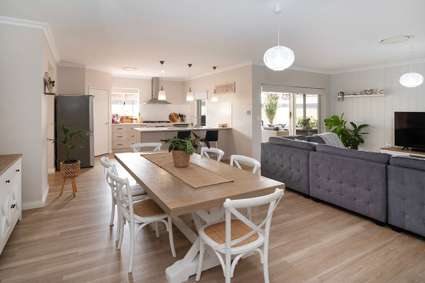 4 Shoveler Road, Geographe WA 6280, Geographe - Thumbnail 4