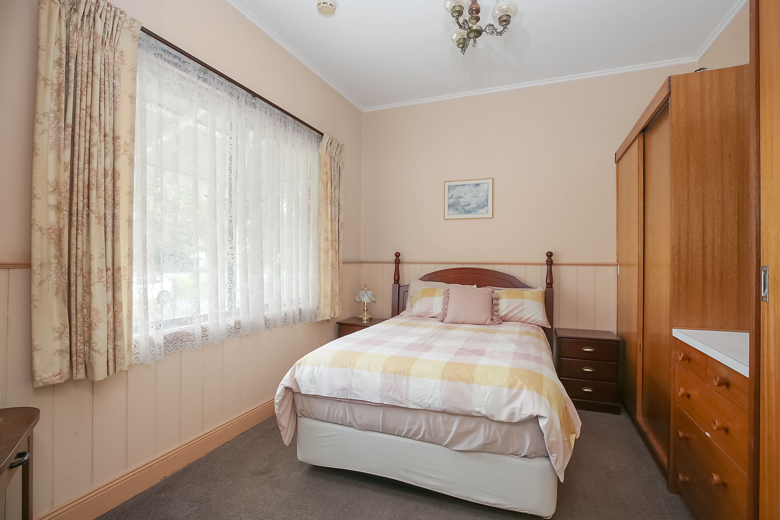 23 Leura Street, Camperdown VIC 3260, Camperdown - Thumbnail 6