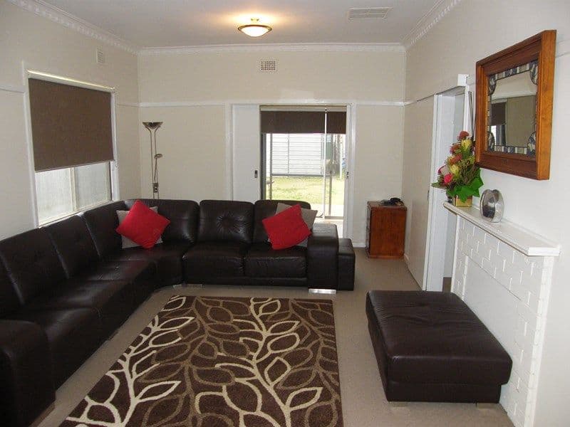 17 Grenfell Street, FORBES NSW 2871, Forbes - Thumbnail 2