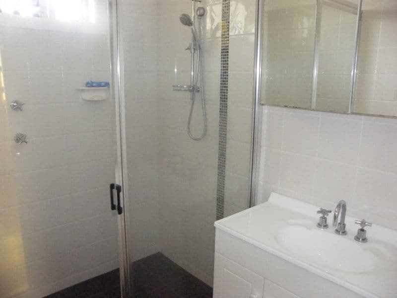 17 Grenfell Street, FORBES NSW 2871, Forbes - Thumbnail 3