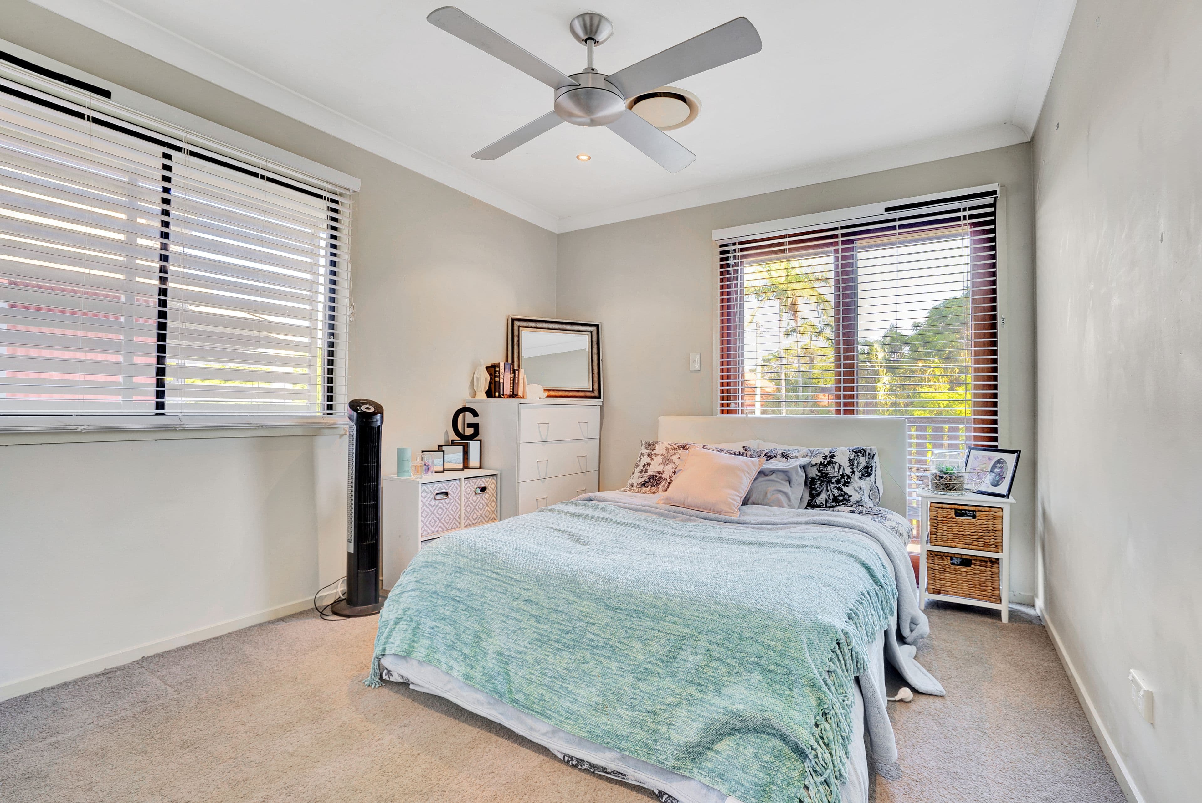 22 Hamilton Avenue, Hendra QLD 4011, Hendra - Thumbnail 3