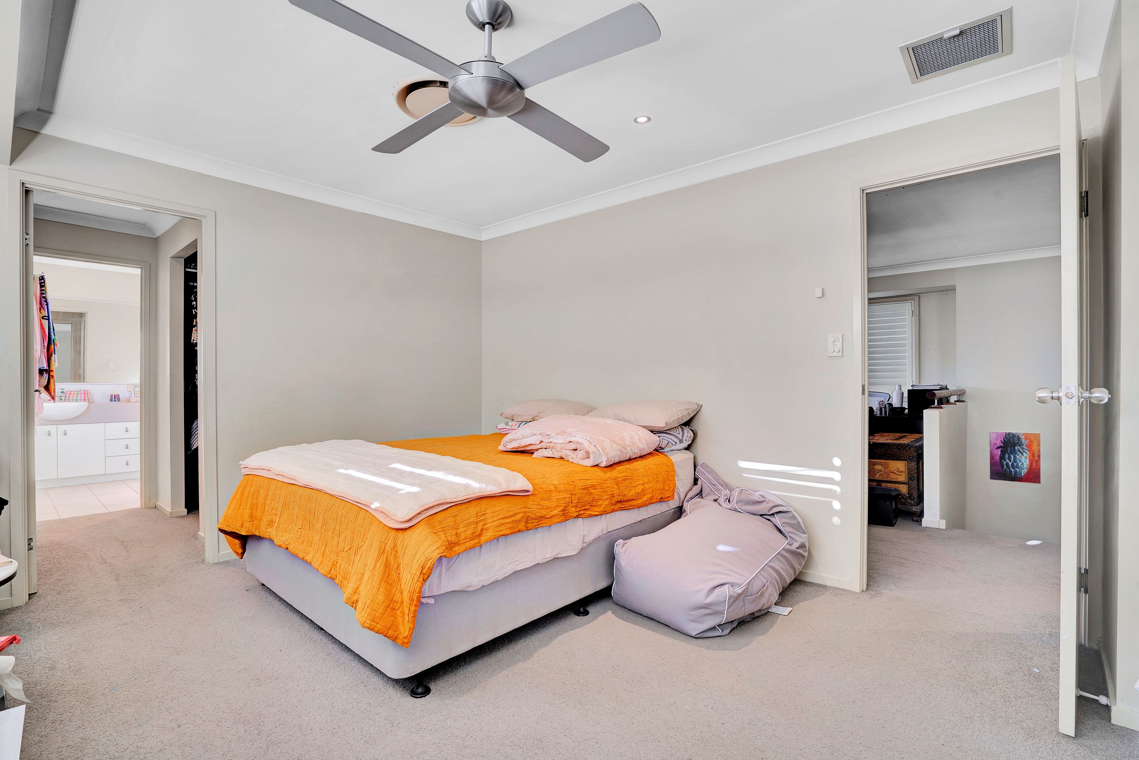 22 Hamilton Avenue, Hendra QLD 4011, Hendra - Thumbnail 8