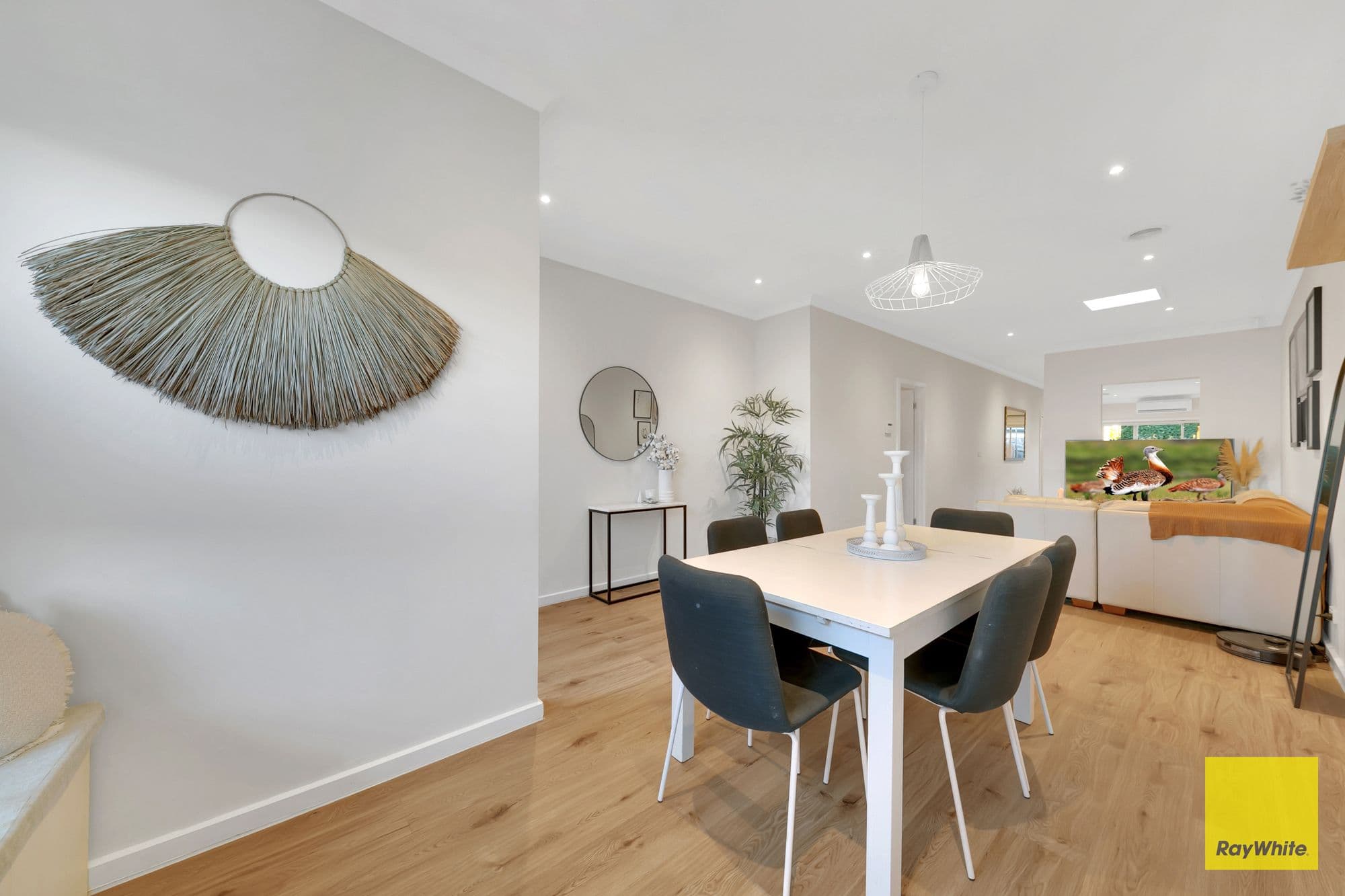 7 Yale Court, Truganina VIC 3029, Truganina - Thumbnail 2
