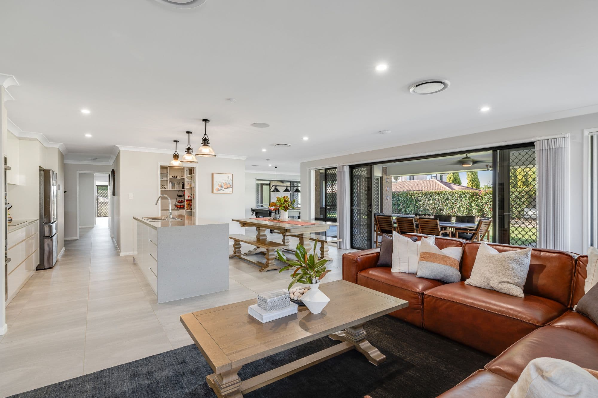 27 Banksdale Drive, Middle Ridge QLD 4350, Middle Ridge - Thumbnail 4