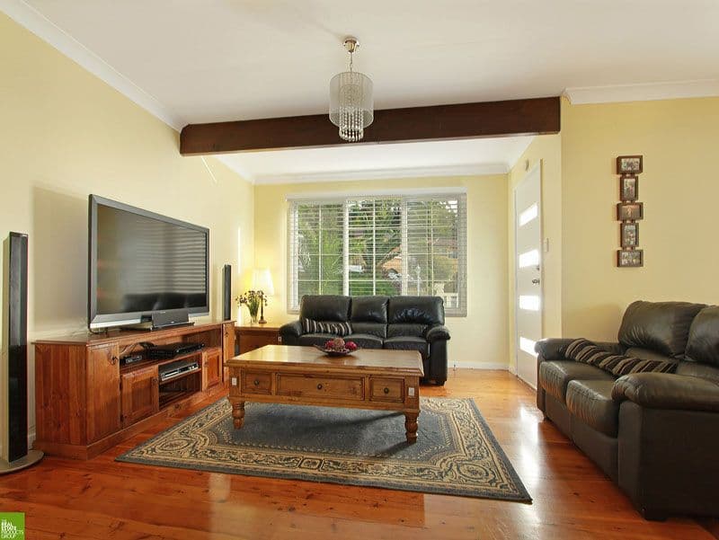 1 Edgebury Road, FIGTREE NSW 2525, Figtree - Thumbnail 3
