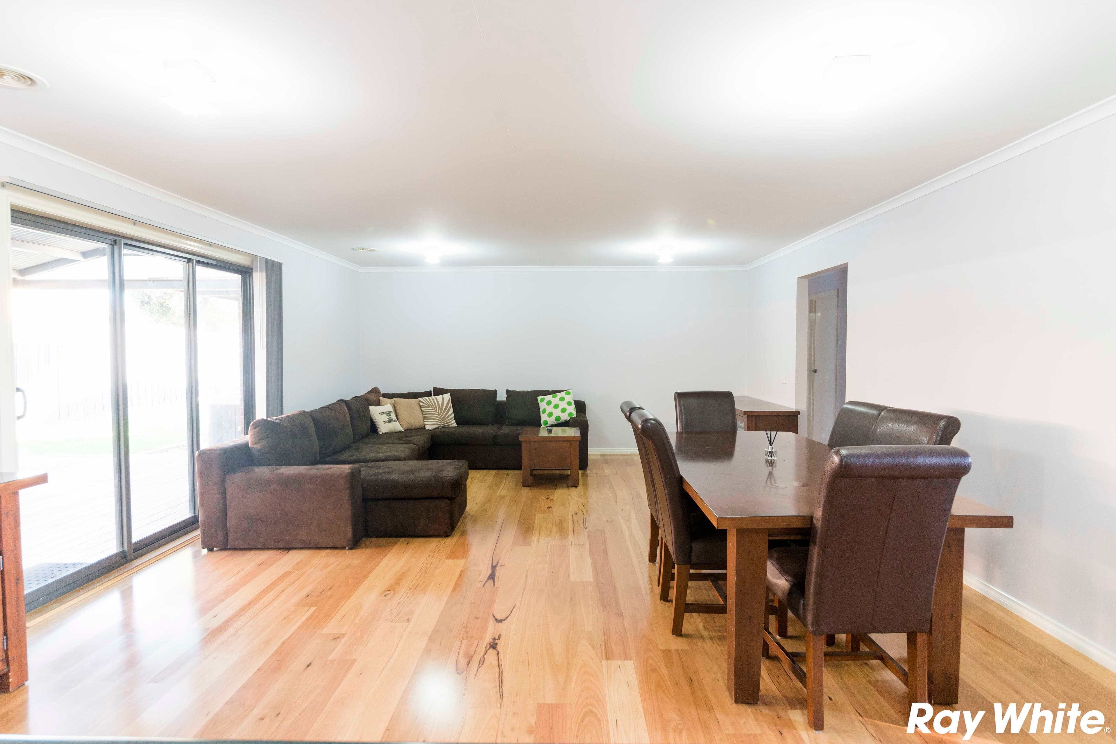19 Ebony Street, Cranbourne VIC 3977, Cranbourne - Thumbnail 6