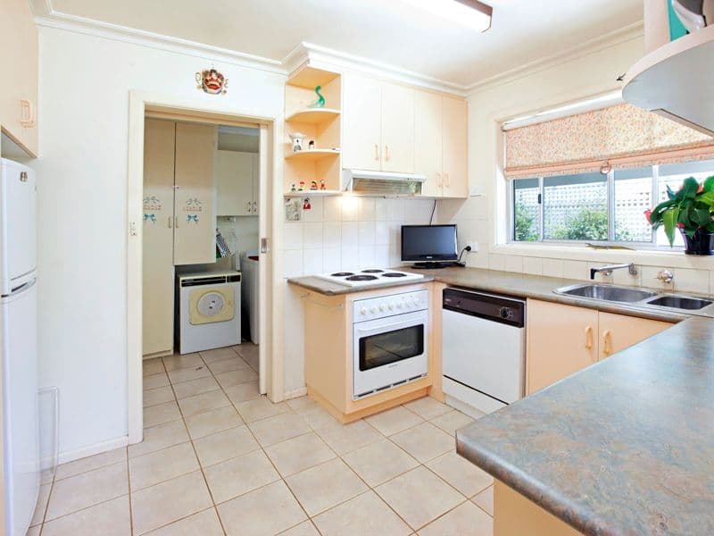 19 Bonsey Road, HIGHTON VIC 3216, Highton - Thumbnail 8