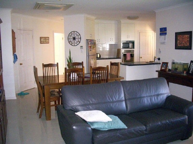 140 Victoria Parade, BORDERTOWN SA 5268, Bordertown - Thumbnail 2
