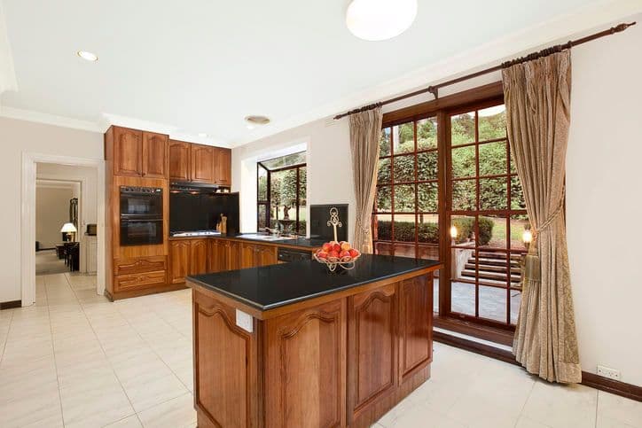 5 Charlwood Court, DONVALE VIC 3111, Donvale - Thumbnail 5