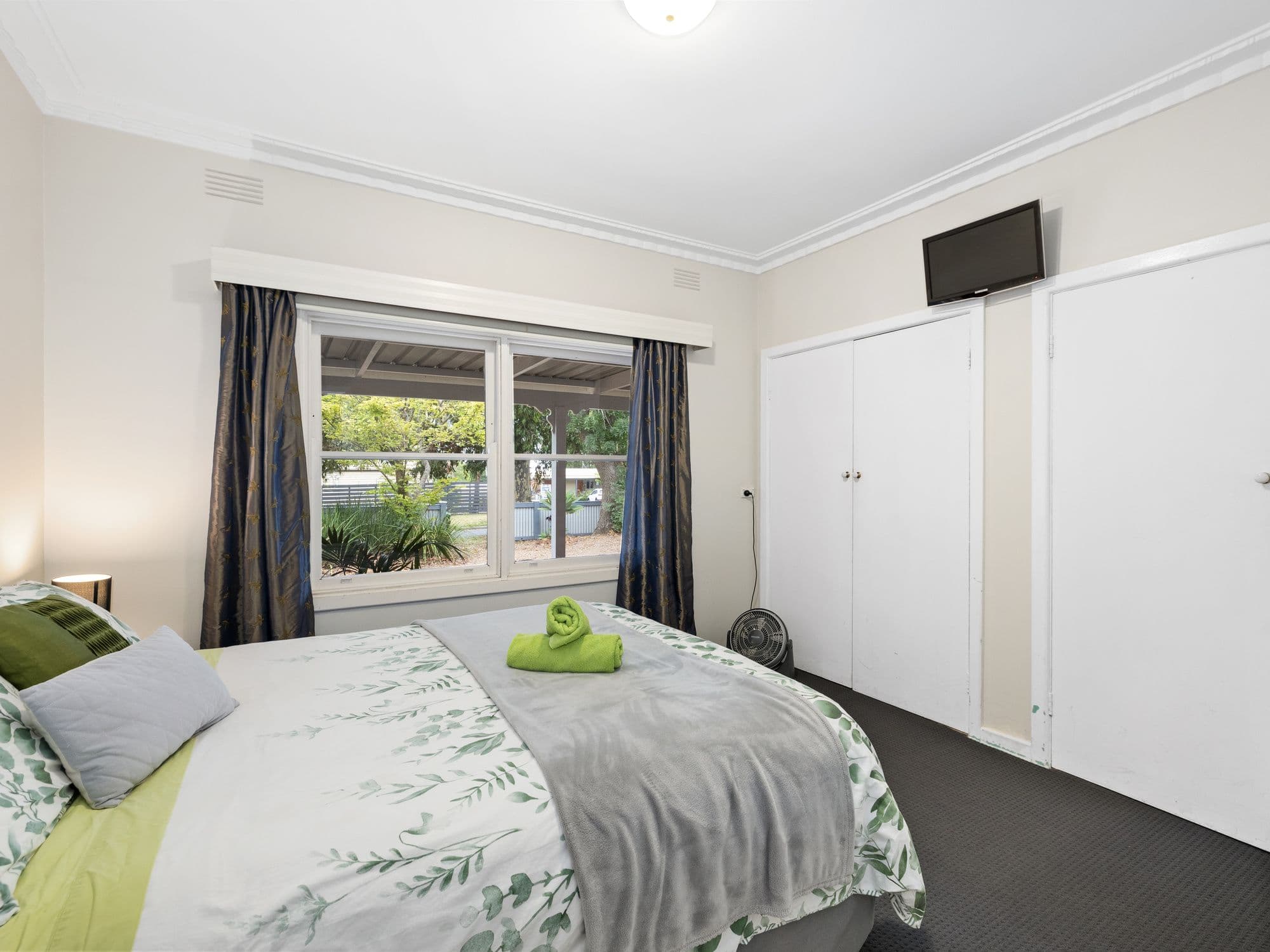 1 Douglas Road, Cowes VIC 3922, Cowes - Thumbnail 8