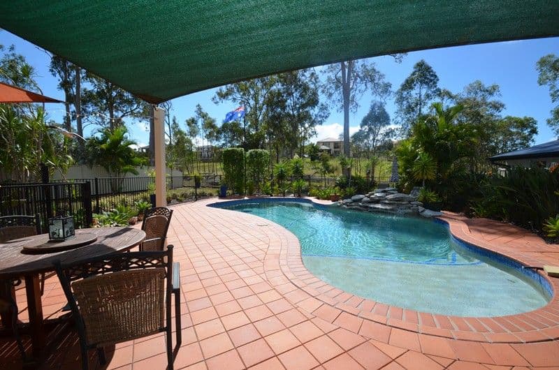 12 Golden Bear Drive, ARUNDEL QLD 4214, Arundel - Thumbnail 3