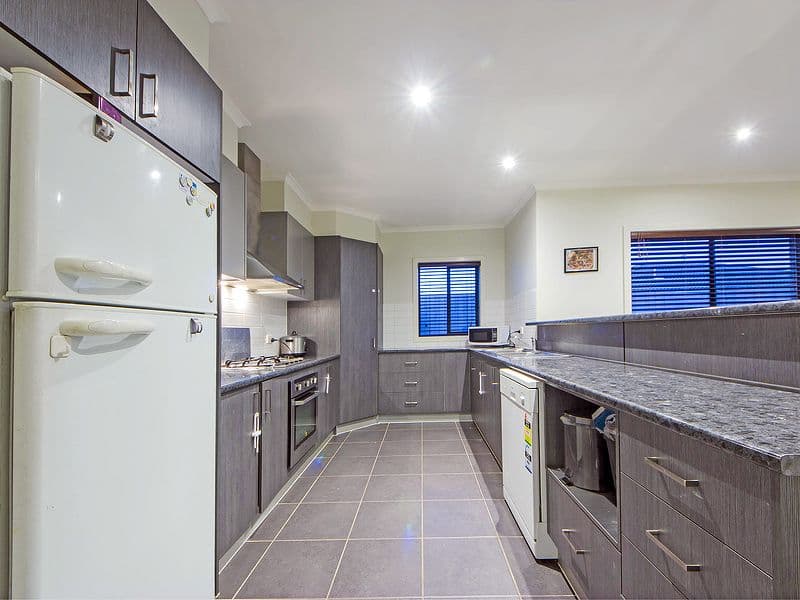 7 Gallop Court, Truganina VIC 3029, Truganina - Thumbnail 6