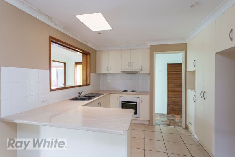 3 Sauterne Street, THORNLANDS QLD 4164, Thornlands - Thumbnail 2