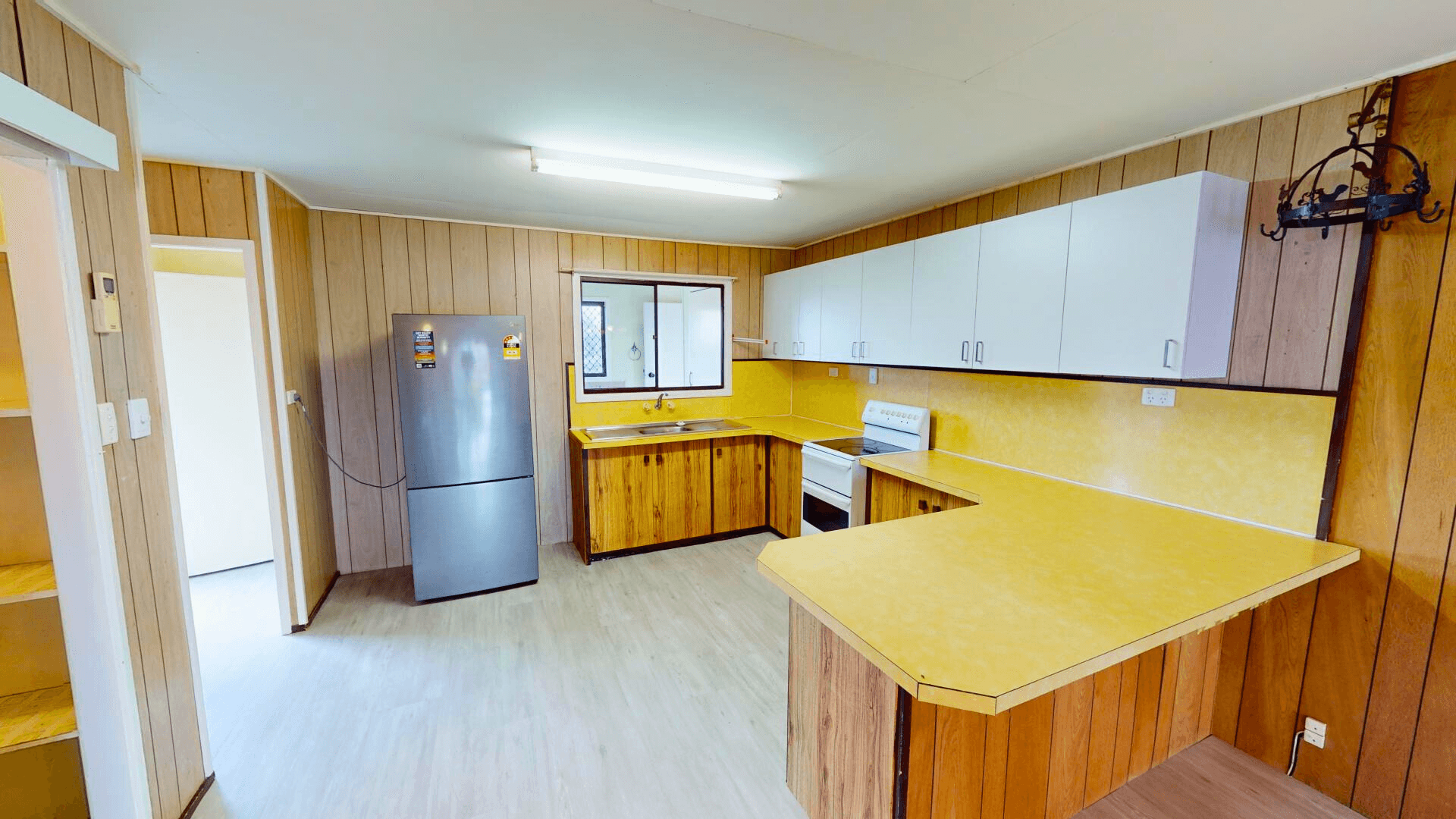 8 Gloucester Street, Biggenden QLD 4621, Biggenden - Thumbnail 7
