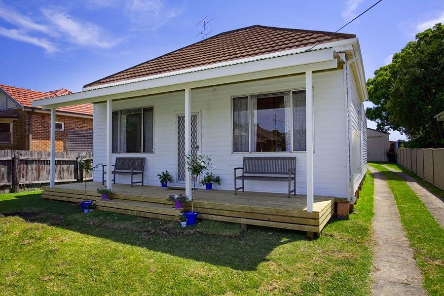 4 Owen Park Road, BELLAMBI NSW 2518, Bellambi - Image 1