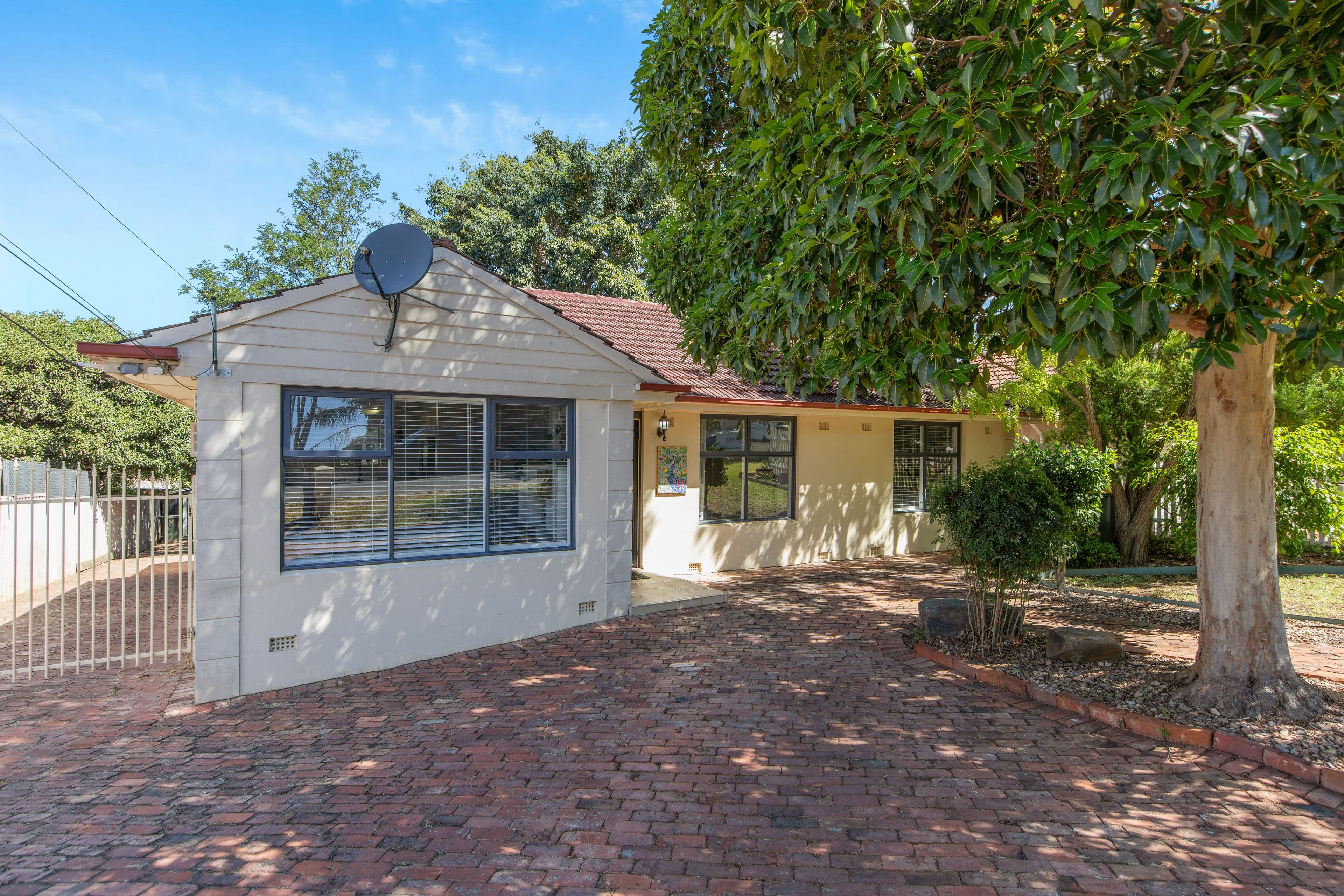 17 Eva Avenue, Redwood Park SA 5097, Redwood Park - Image 1