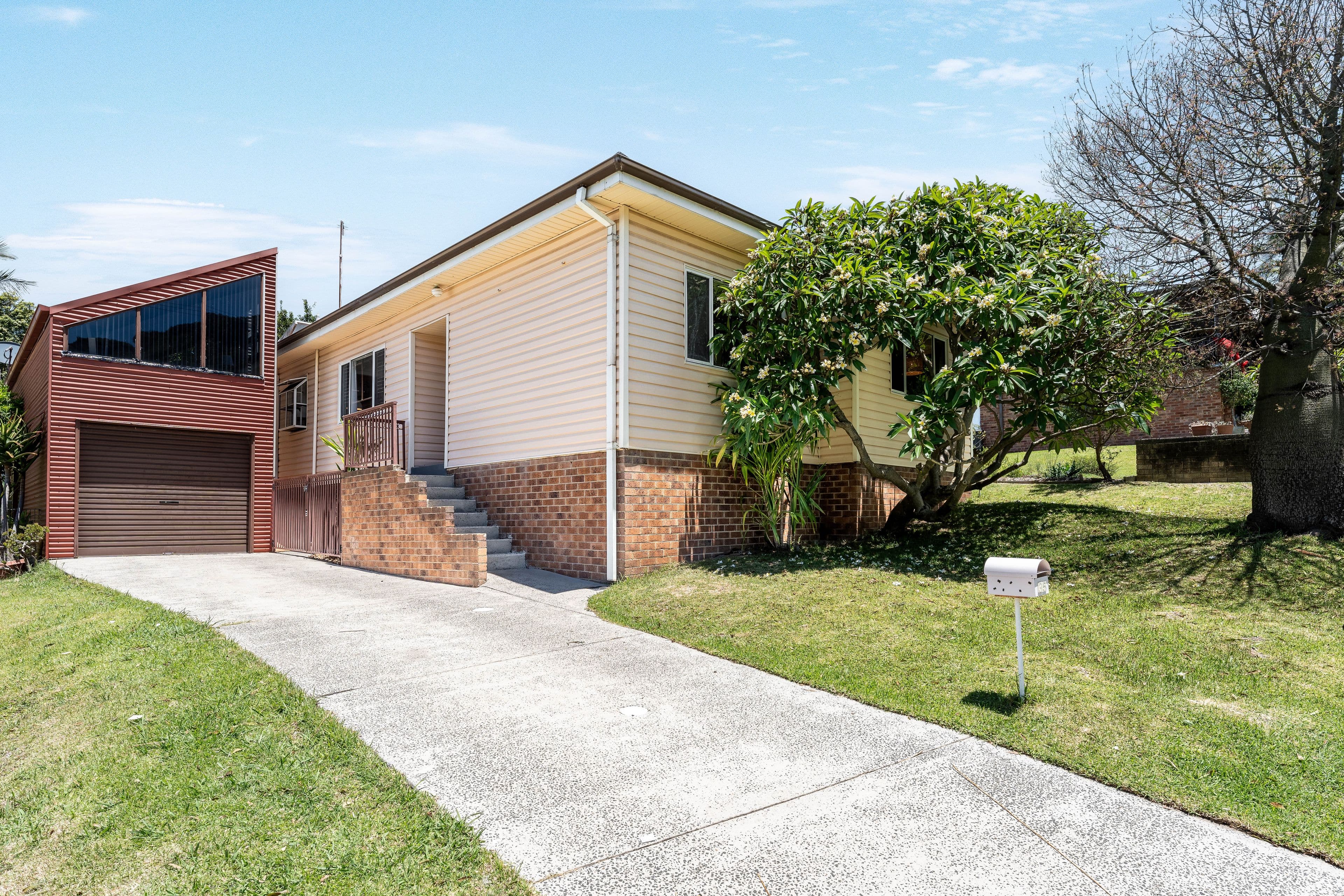 35 Mountain Road, Austinmer NSW 2515, Austinmer - Image 1