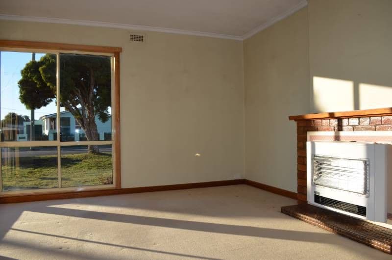 11 Innaloo Street, WAVERLEY TAS 7250, Waverley - Thumbnail 3